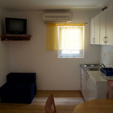 Apartment Viveniti Klenovica Exteriér fotografie