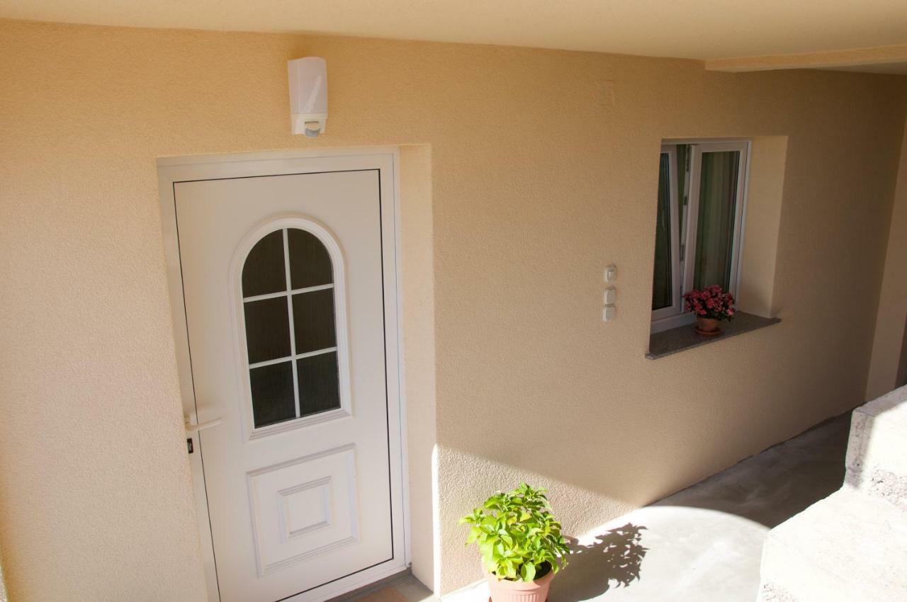 Apartment Viveniti Klenovica Exteriér fotografie